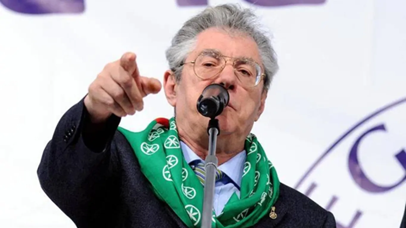 E' morto Umberto Bossi, addio al fondatore della Lega: aveva 84 anni