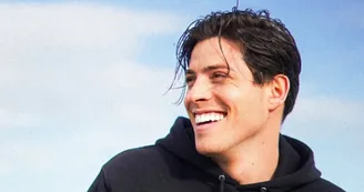 Grande Fratello, Alessio Falsone diventa papà: è nato il suo primo figlio. L'annuncio sui social