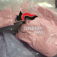 Napoli, cocaina rosa venduta online: arrestata 29enne incensurata