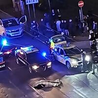 Napoli, auto investe e uccide 2 donne: fermato un uomo