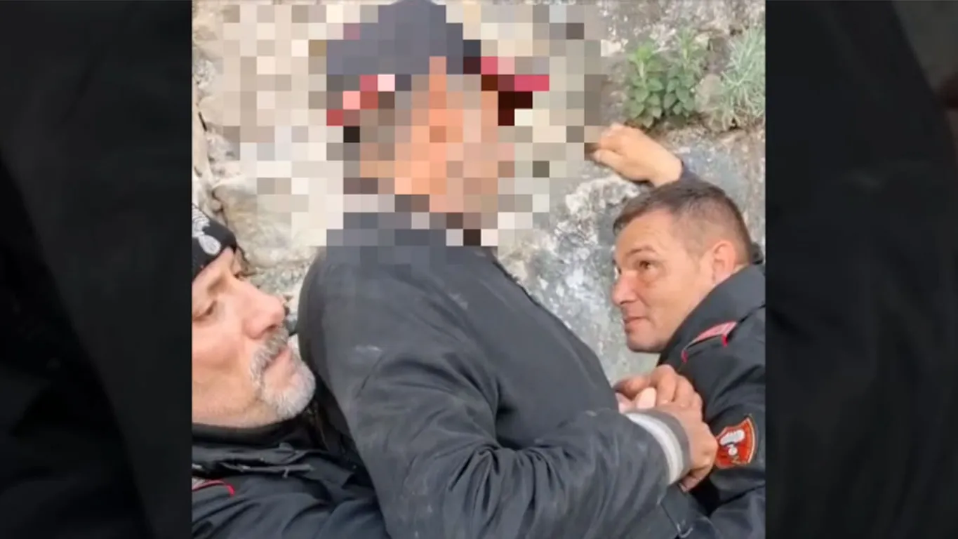 Pozzano, uomo minaccia di lanciarsi da uno strapiombo: salvato dai carabinieri dopo ore di tensione