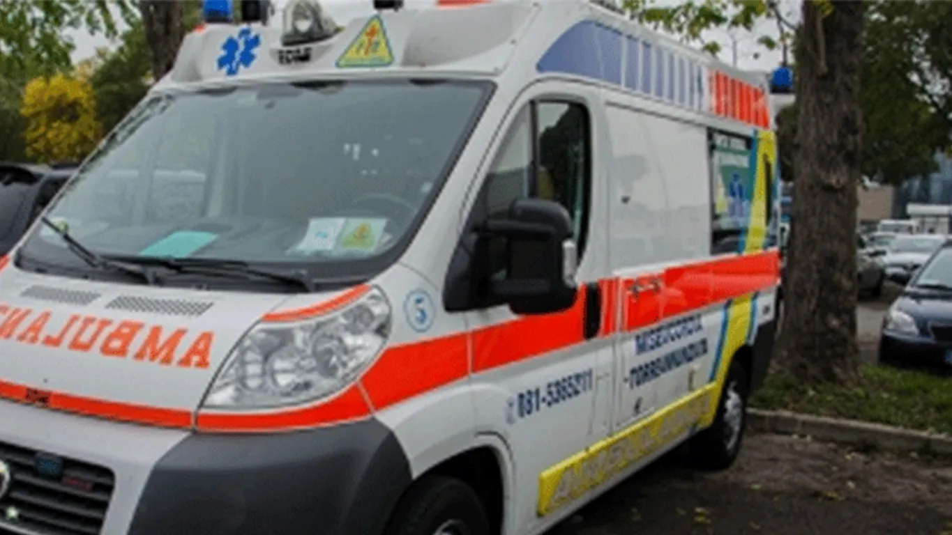 Torre Annunziata, accoltella mamma e figlio: tragedia sfiorata in pieno giorno