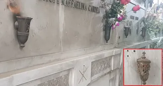 Furto al cimitero di Torre Annunziata: rubate le lampade perpetue dai loculi