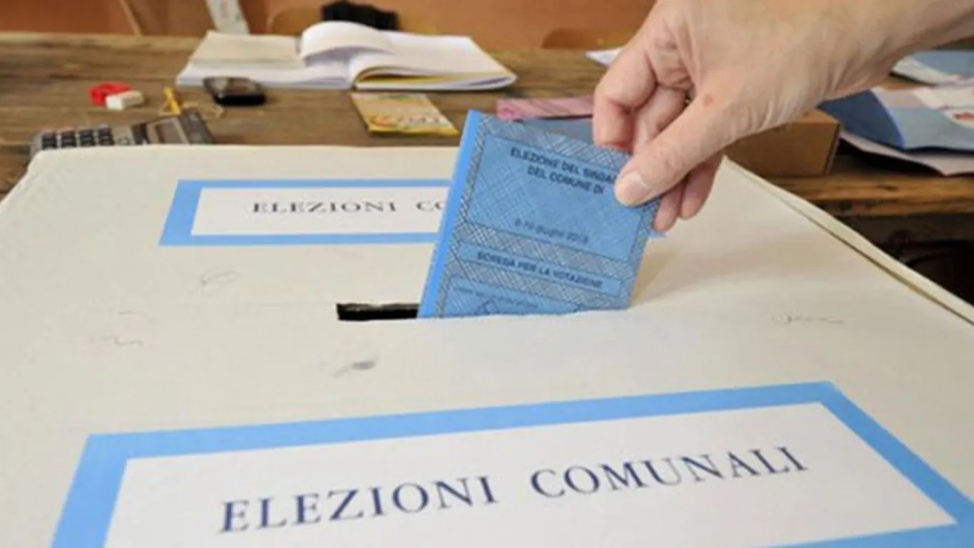 Torre del Greco, polemica sul metodo di nomina degli scrutatori: “Serve il sorteggio pubblico”