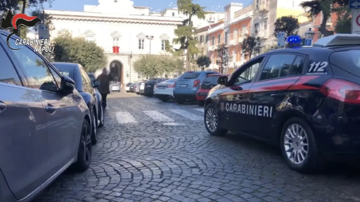 San Giorgio a Cremano, fugge alla vista dei carabinieri: arrestato dopo inseguimento