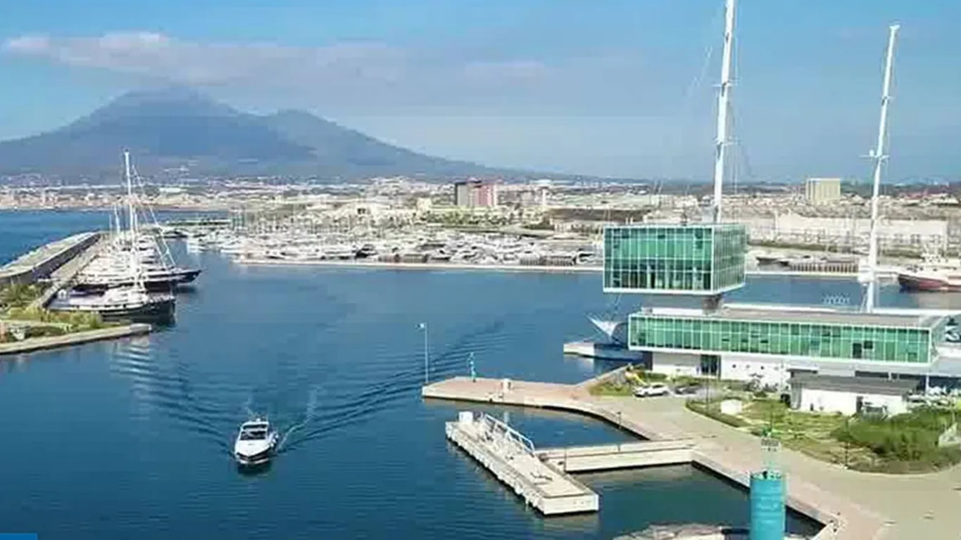 Castellammare, sequestrato il cantiere Marina di Stabia: scarichi abusivi verso il Sarno