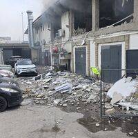 Esplosione in un locale in ristrutturazione: tre feriti