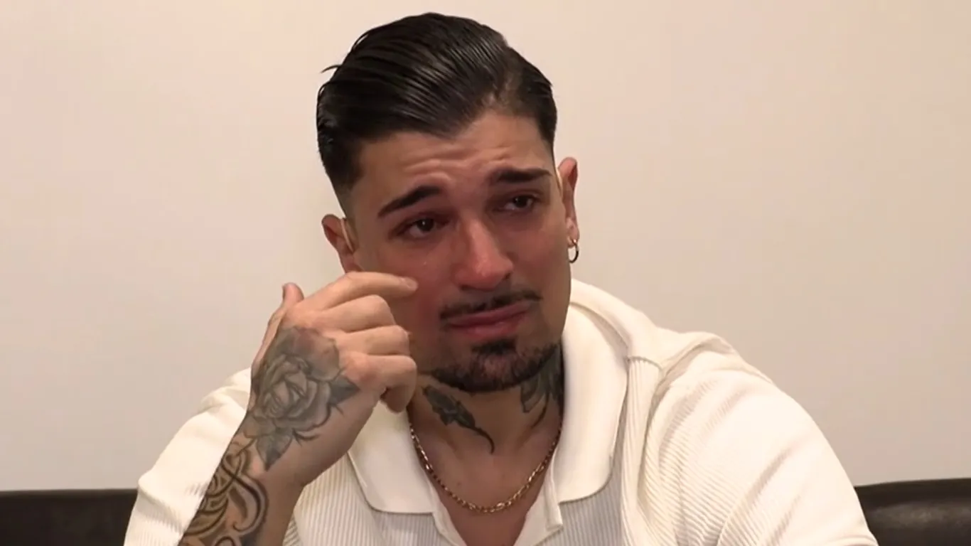 Uomini e Donne, Matteo Stratoti in lacrime dopo la scelta di Sara Gaudenzi: "Ci credevo veramente"