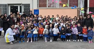 Torre Annunziata, Il fiore del ricordo dei bimbi per “mamma coraggio”