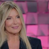 Selvaggia Lucarelli rinvia il matrimonio con Lorenzo Biagiarelli: perché ha deciso di non sposarsi quest'anno