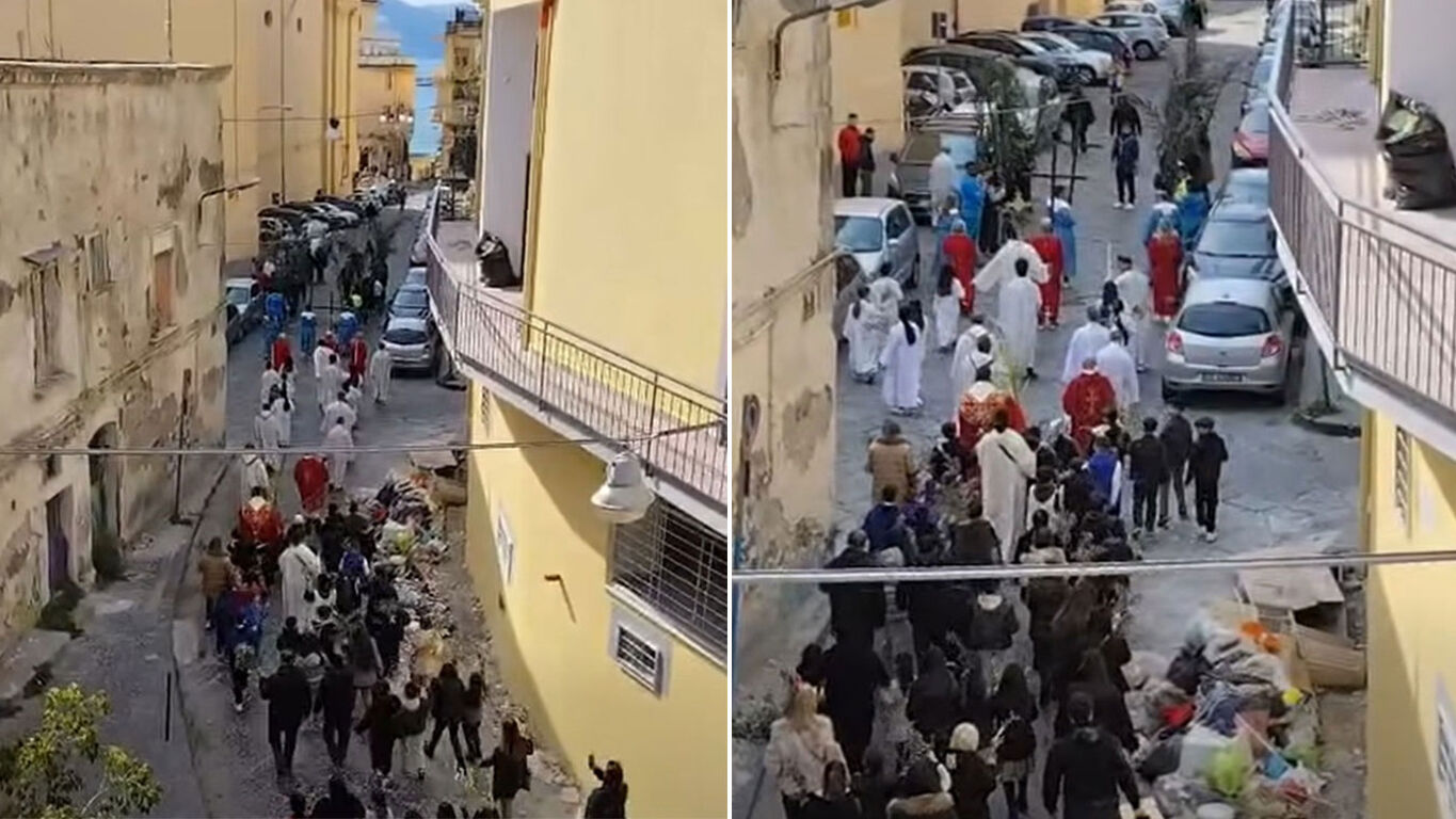 Processione tra i rifiuti: a Torre Annunziata fede umiliata e città abbandonata