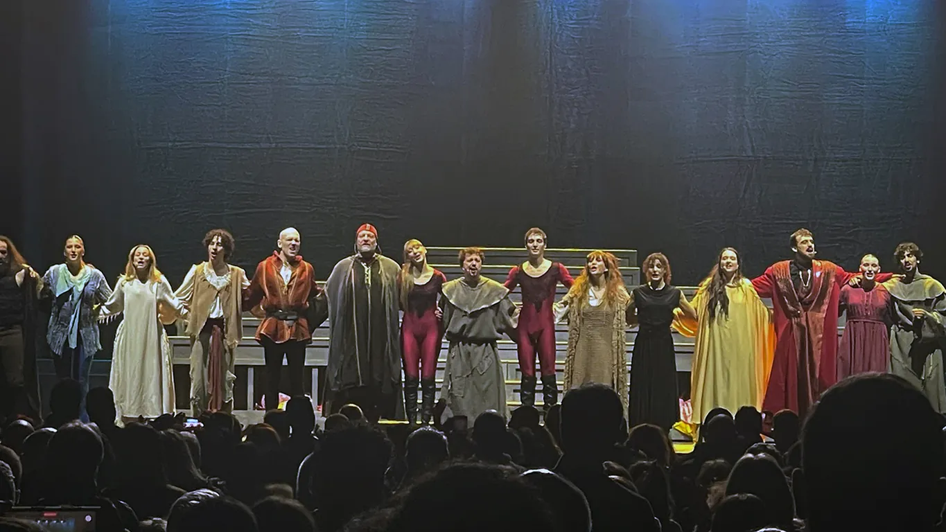 “Forza Venite Gente”, il canto senza tempo di Francesco continua a parlare al cuore