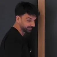 GF Vip, uno scherzo di Raimondo Todaro finisce male: Manzini sconvolta, concorrenti sotto accusa