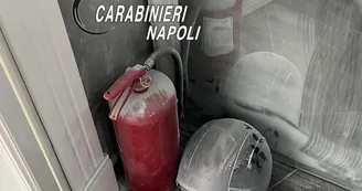 Villaricca, irrompe in casa dell'ex e minaccia di ucciderla: arrestato 44enne