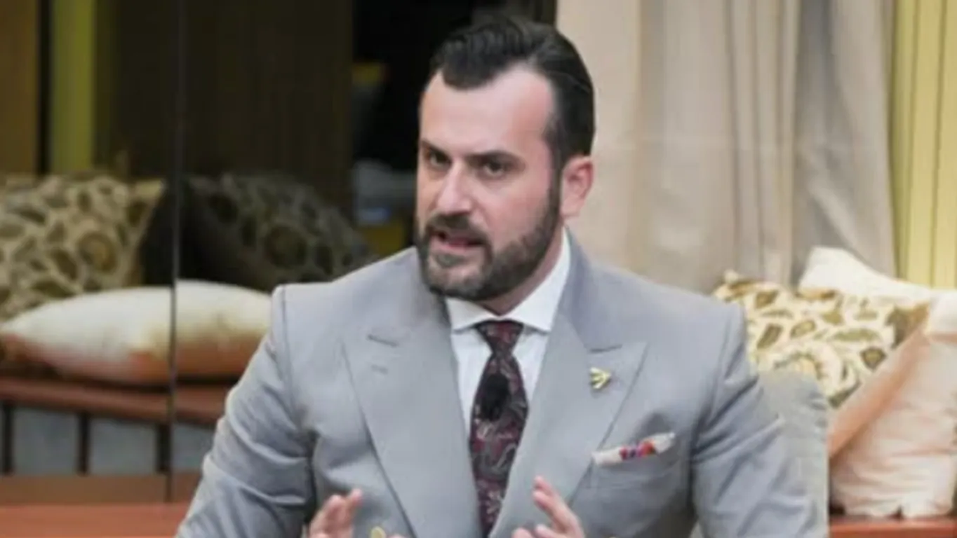 GF Vip, Giovanni Calvario si sfoga dopo l'eliminazione: "E' un gioco superficiale"