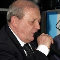 “Sillabario napoletano”, il libro di Nino Vicidomini che celebra lingua e identità partenopea