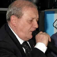 “Sillabario napoletano”, il libro di Nino Vicidomini che celebra lingua e identità partenopea