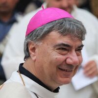 Il cardinale Battaglia in visita a Torre Annunziata per l'immissione del parroco don Alario