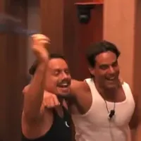 Notte di Pasqua infuocata al GF Vip: caos per un paio di mutandine, tensioni tra concorrenti e accuse incrociate