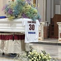 Maddaloni, l'ultimo saluto a Sofia: palloni e lacrime per la 15enne scomparsa