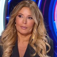 GF Vip, Selvaggia Lucarelli tra cachet e polemiche: frecciate a Todaro e  giudizi sui concorrenti