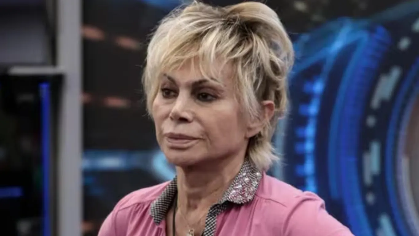 GF Vip: Carmen Russo vicina all'ingresso in Casa, ma Enzo Paolo Turchi frena. Cosa sta succedendo