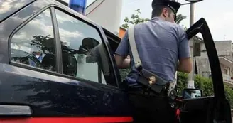 Furto d'auto e “cavallo di ritorno”: arrestati 33enne e 30enne di Gragnano