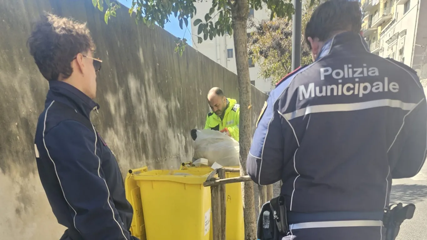 Torre Annunziata, intensificata l'azione di controllo dei rifiuti urbani