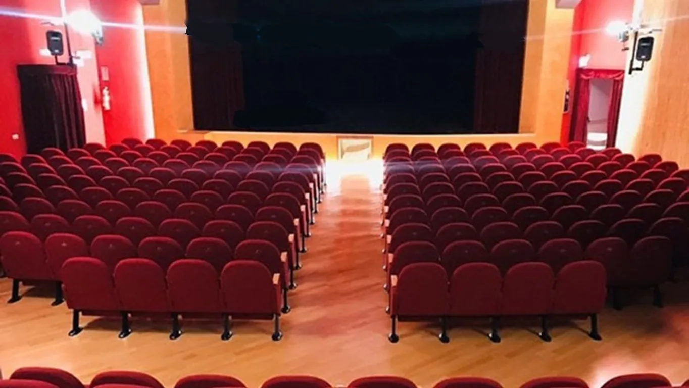 Castellammare, gli studenti celebrano Raffaele Viviani con lo spettacolo "Noi e Don Rafele"