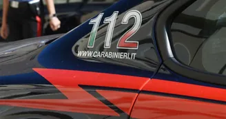 Ercolano, lancia una busta dalla finestra con dentro droga: arrestato 49enne