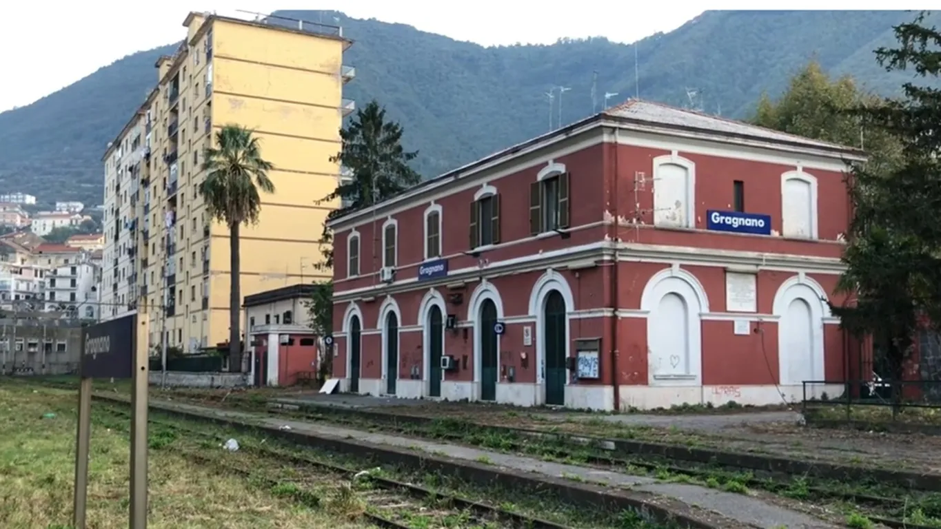 Gragnano, Castellammare di Stabia e Napoli, nasce il Comitato "Non Spezzate la Linea"