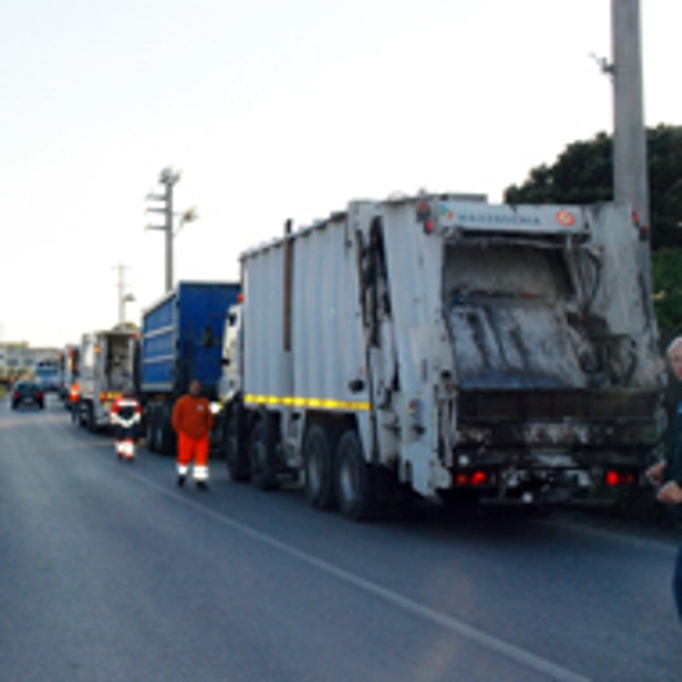 Boscoreale. Il sindaco: «Sversamenti regolari nella Cava Sari»