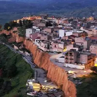 Frana a Niscemi, 13 indagati: ci sono anche Musumeci e Schifani