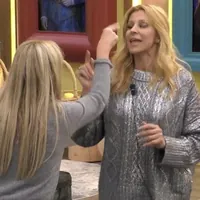 Scontro al vetriolo al GF VIP: Alessandra Mussolini contro Adriana Volpe, volano parole pesanti