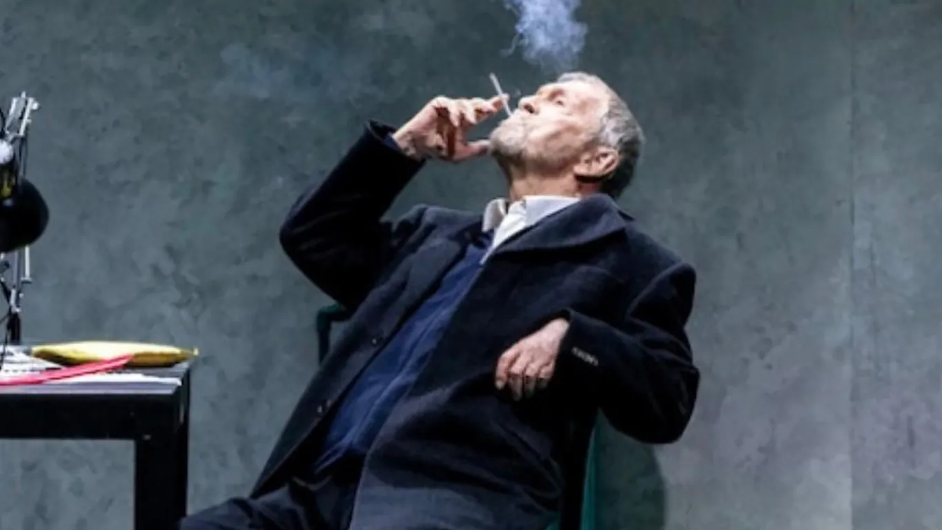 "Prima del temporale", il teatro di Umberto Orsini attraversa la memoria con la confessione