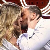 GF Vip, Lucia Ilardo e Raul Dumitras si baciano: “Con lui farei un figlio”