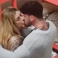 GF Vip, Paola Caruso: a The Fifty Italia il bacio con Giancarlo Danto