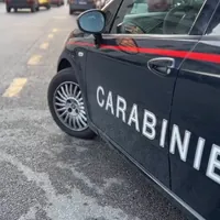 Borsone con 36 chili di cocaina nascosta tra i binari: arrestato 35enne nel Napoletano
