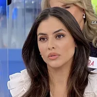 Federica Aversano rompe il silenzio dopo il rinvio a giudizio per stalking: “La violenza l'ho subita io per anni”