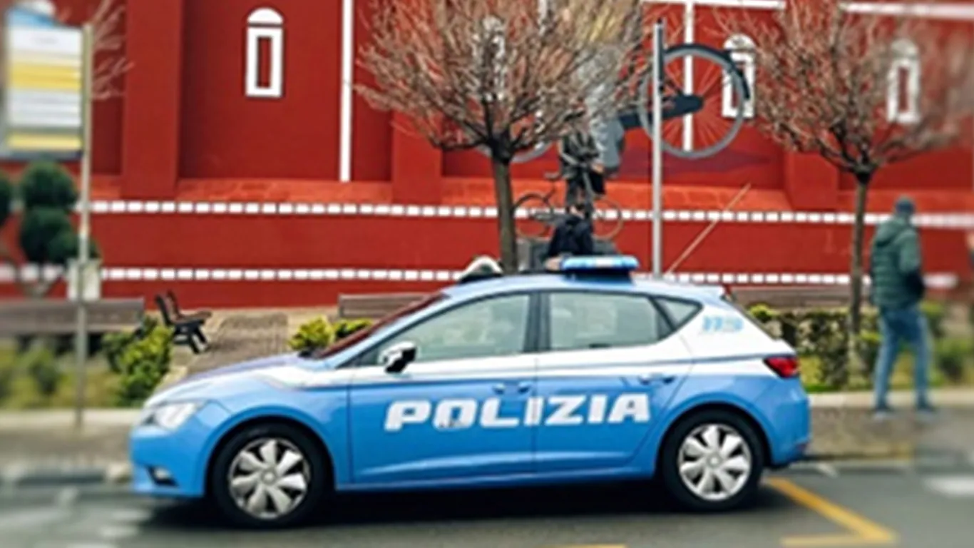 Furto in un negozio a San Giorgio a Cremano: arrestato 23enne