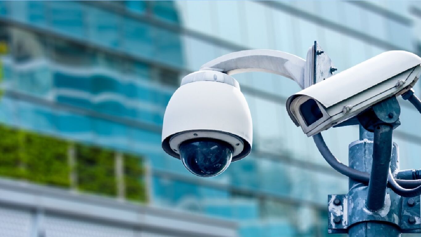 Castellammare, fugge dopo l'incidente, incastrato dalle telecamere: identificato in poche ore