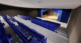 Torre Annunziata inaugura il nuovo Teatro Comunale: spazio alla cultura in via Schiti