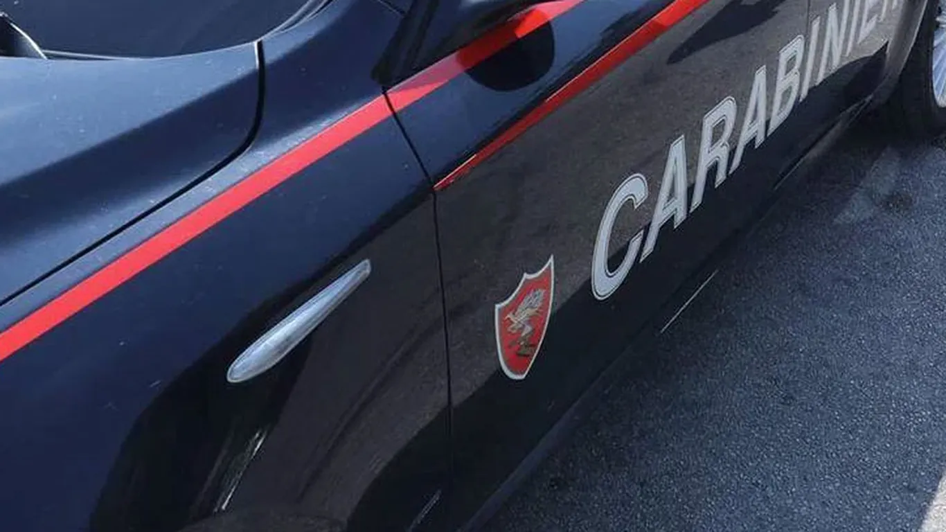 Uccide il fratello a coltellate durante lite in casa: 33enne arrestato per omicidio