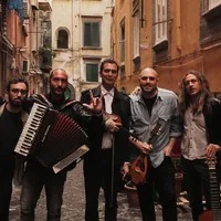 Ars Nova Napoli porta i ritmi della musica popolare a Castellammare di Stabia