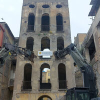 Torre Annunziata, oggi il via alla demolizione di Palazzo Fienga: simbolo del potere camorristico