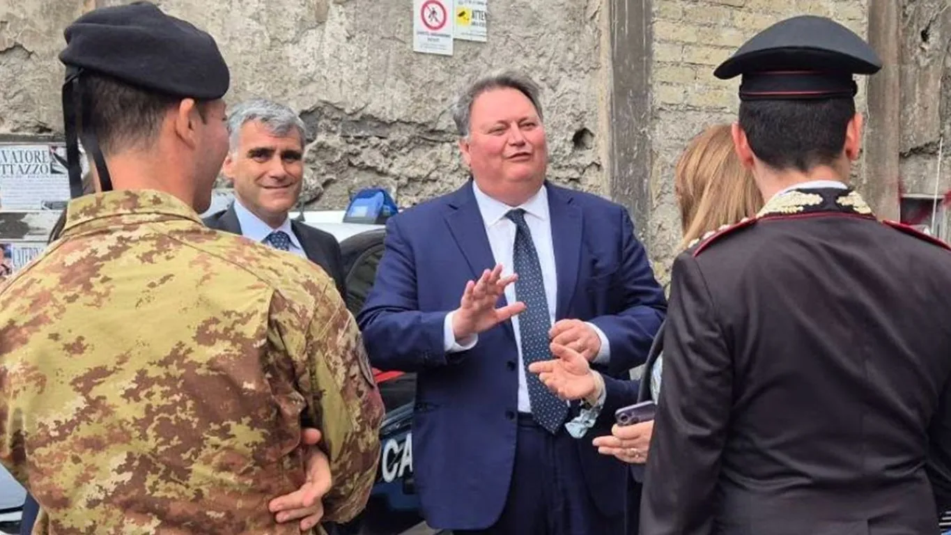 Torre Annunziata, terremoto politico dopo le parole di Fragliasso: si dimette il sindaco Cuccurullo