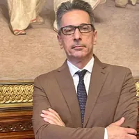 Torre Annunziata, Mazzella (M5S) sostiene Fragliasso: “Le sue parole confermano ciò che denunciamo da tempo”