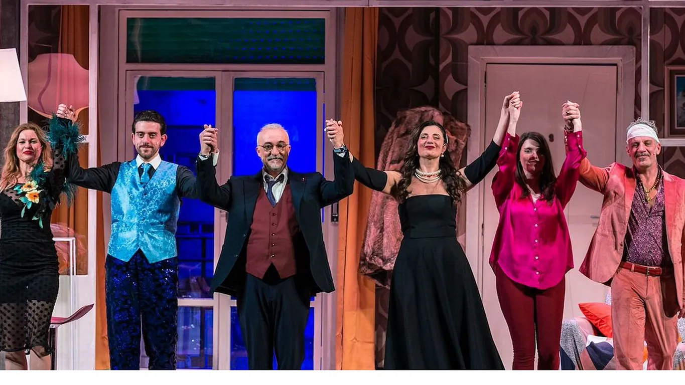 Torre Annunziata - “Promessi suoceri”, brillante e pungente commedia scritta e interpretata da Paolo Caiazzo