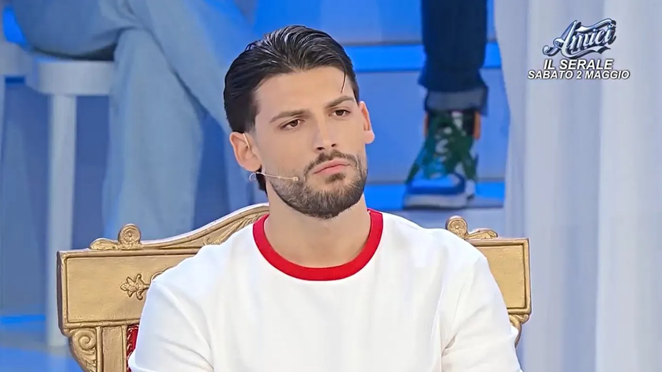Anticipazioni Uomini e Donne: Ciro Solimeno annuncia la scelta, addii e lacrime in studio