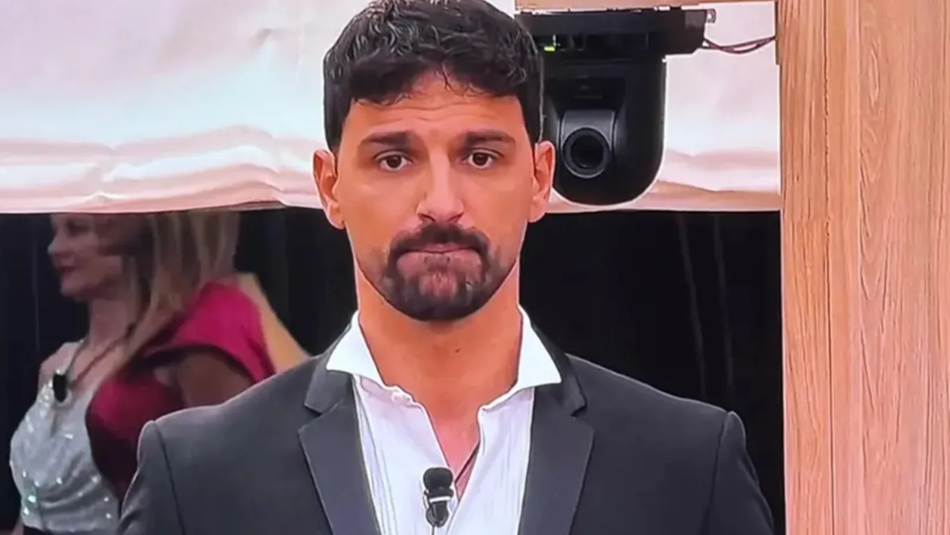 Raimondo Todaro verso l'addio al Grande Fratello Vip: il clamoroso imprevisto prima della finale